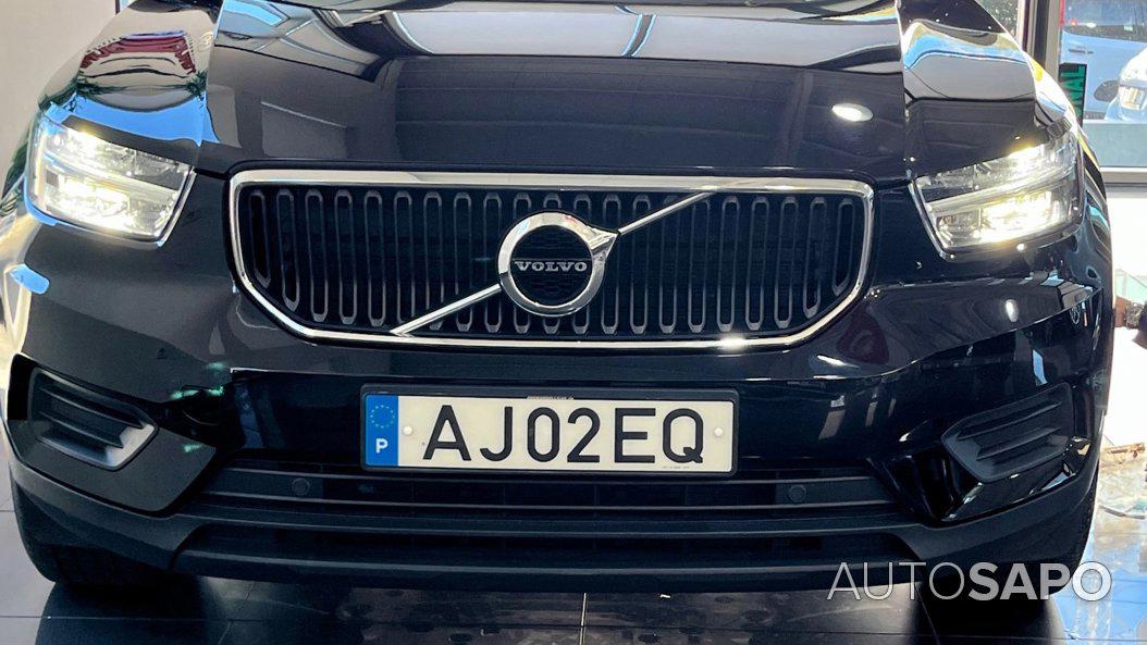 Volvo XC40 1.5 T2 Momentum Core de 2021