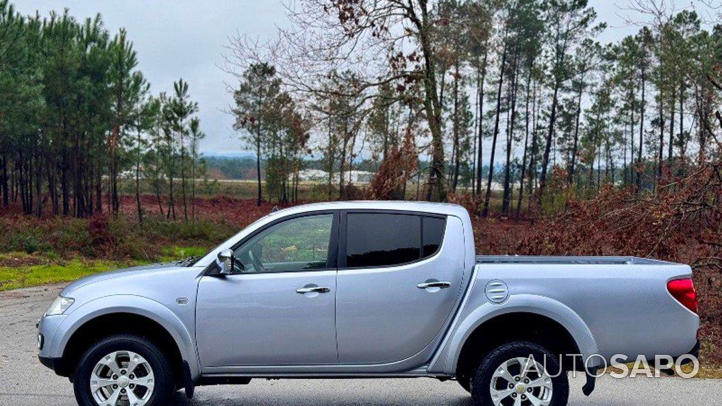 Mitsubishi L200 Strakar de 2013