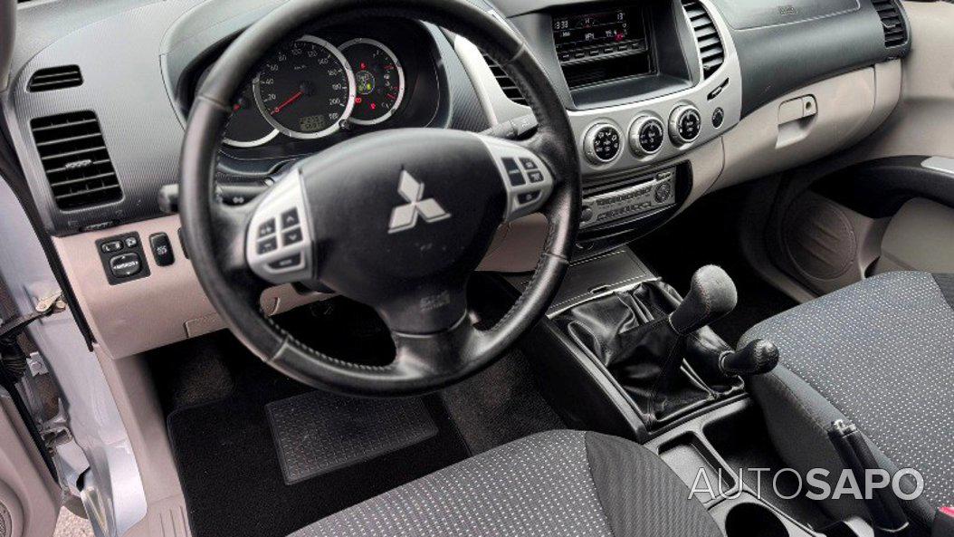 Mitsubishi L200 Strakar de 2013