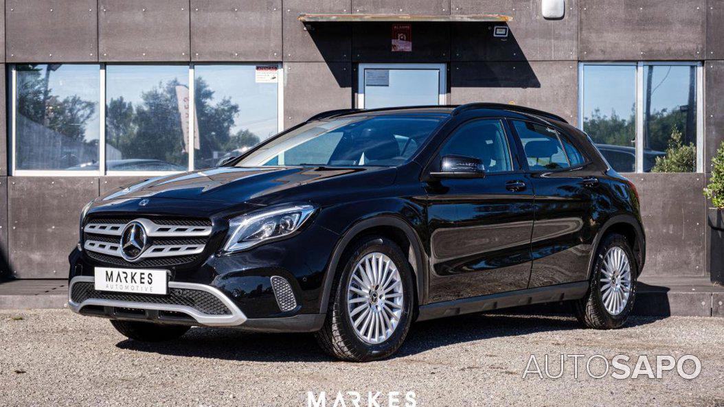 Mercedes-Benz Classe GLA 180 d Style Aut. de 2017