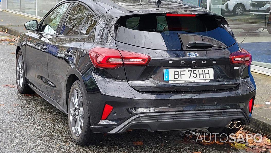 Ford Focus 1.0 EcoBoost MHEV ST-Line X de 2023