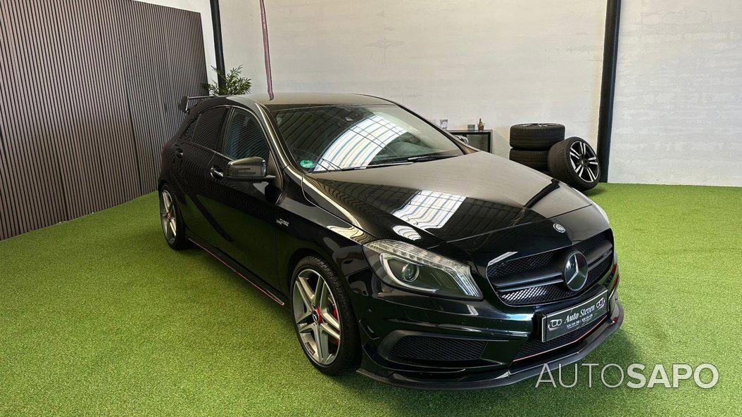 Mercedes-Benz Classe A 45 AMG 4Matic de 2015