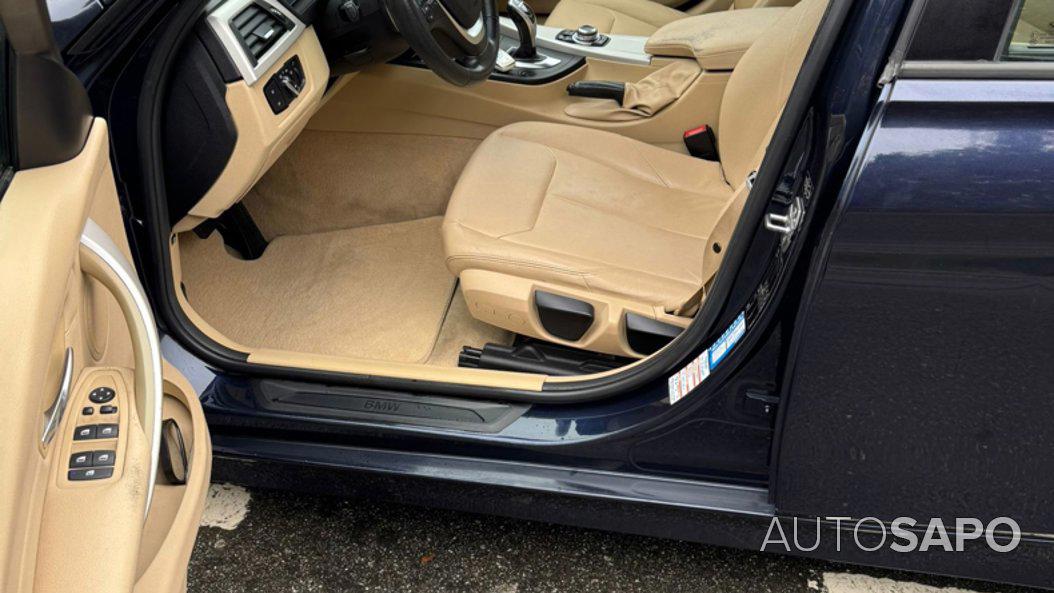 BMW Série 3 320 d Auto Line Luxury de 2014