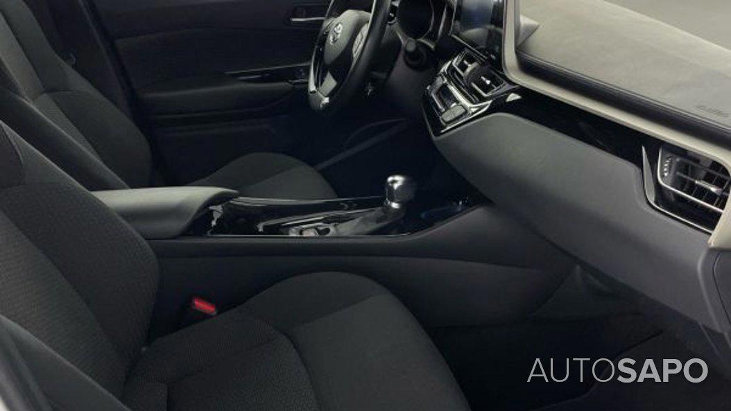 Toyota C-HR 1.8 HSD Comfort+Pack Style de 2018