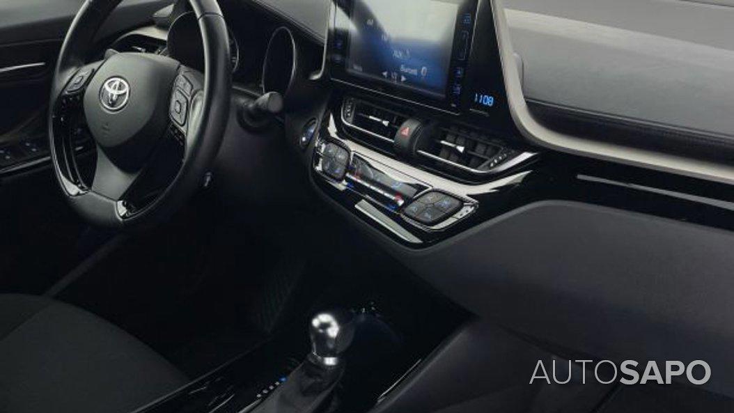 Toyota C-HR 1.8 HSD Comfort+Pack Style de 2018