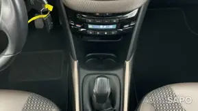 Peugeot 2008 1.2 PureTech Allure de 2015