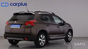Peugeot 2008 1.2 PureTech Allure de 2015