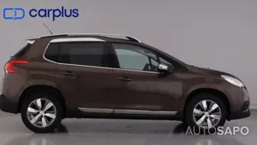 Peugeot 2008 1.2 PureTech Allure de 2015