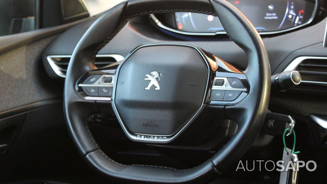 Peugeot 5008 1.5 BlueHDi Allure de 2018