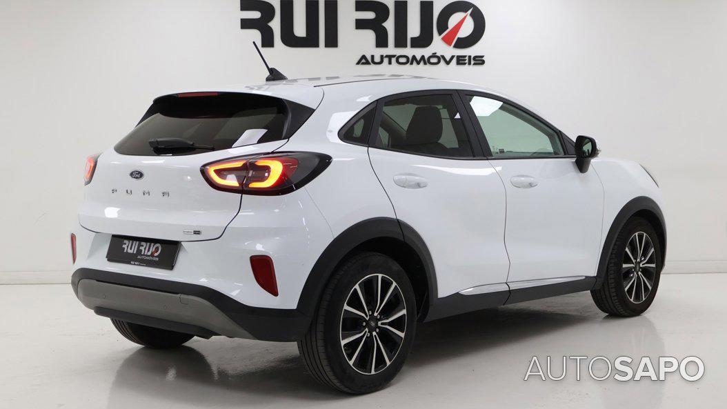 Ford Puma 1.0 EcoBoost MHEV Titanium de 2022