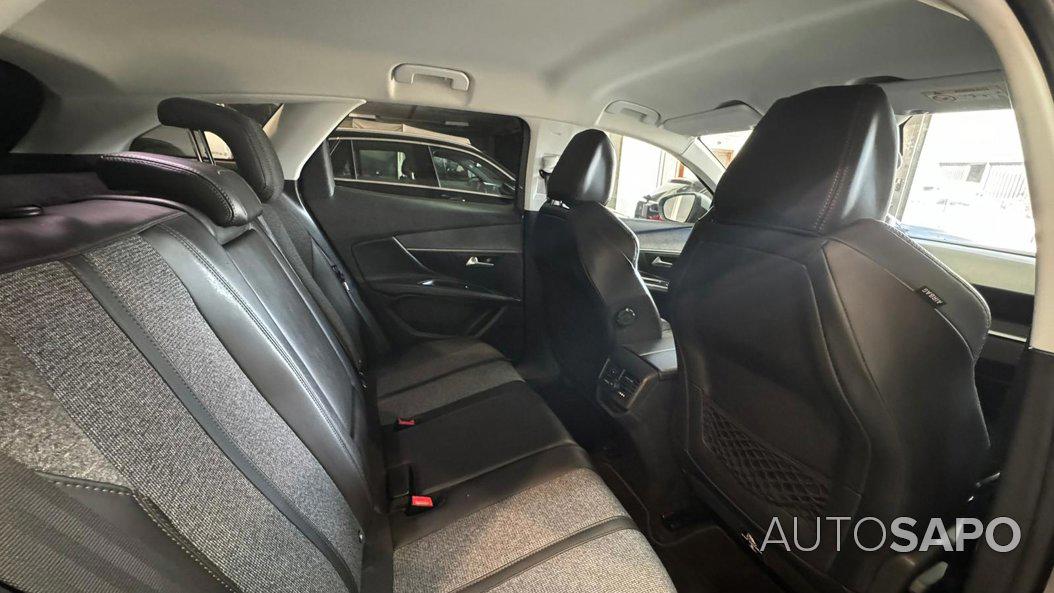 Peugeot 3008 1.6 BlueHDi Allure de 2017