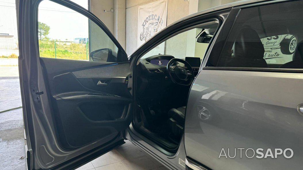 Peugeot 3008 1.6 BlueHDi Allure de 2017