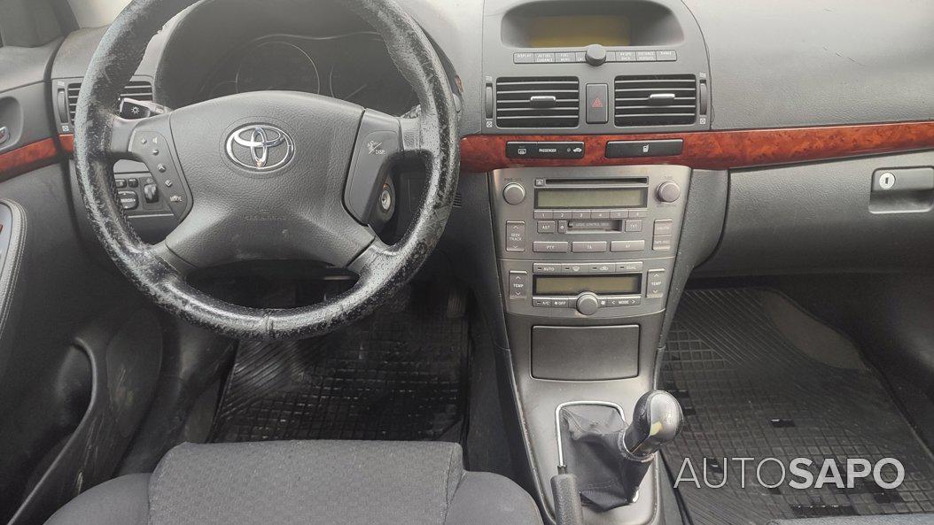 Toyota Avensis 2.0 D-4D Exclusive de 2003