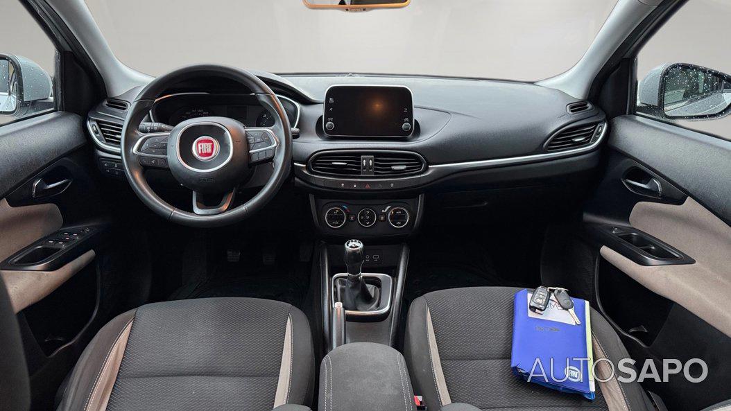 Fiat Tipo 1.3 M-Jet Lounge J17 de 2018