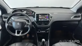 Peugeot 2008 1.2 PureTech Allure de 2014