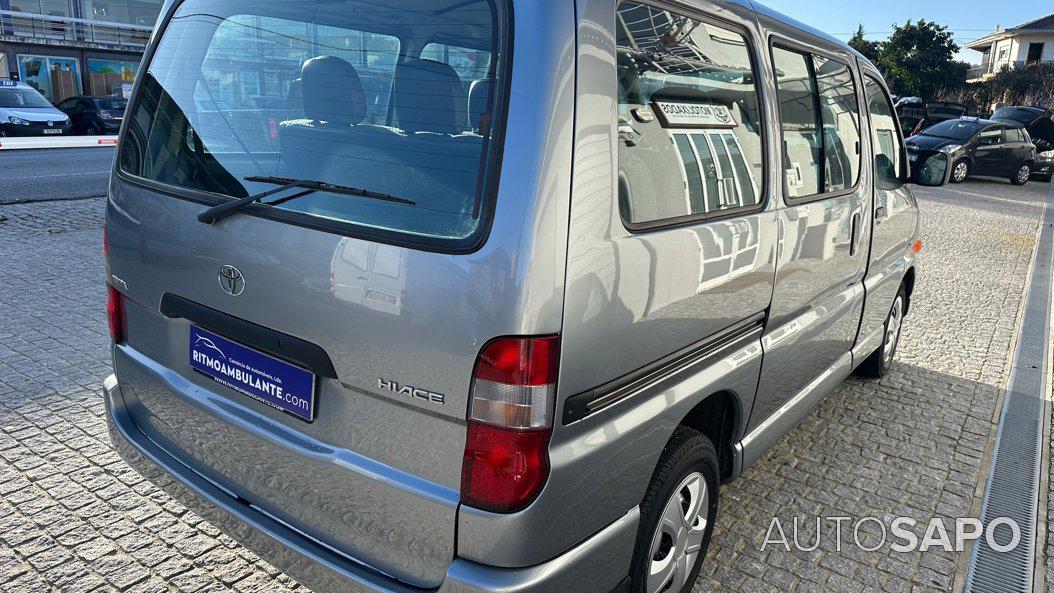 Toyota Hiace de 2004