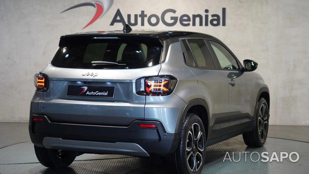 Jeep Avenger 54 kWh Summit de 2023