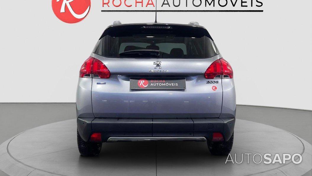 Peugeot 2008 1.2 PureTech Allure EAT6 de 2015