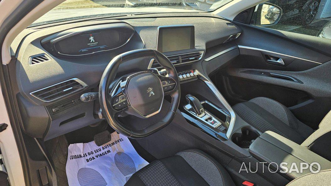 Peugeot 3008 1.2 PureTech Allure EAT8 de 2019