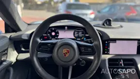 Porsche Taycan Turbo de 2020