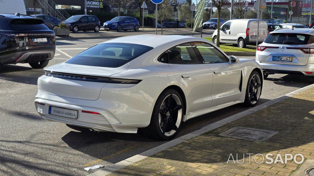 Porsche Taycan 4S de 2020