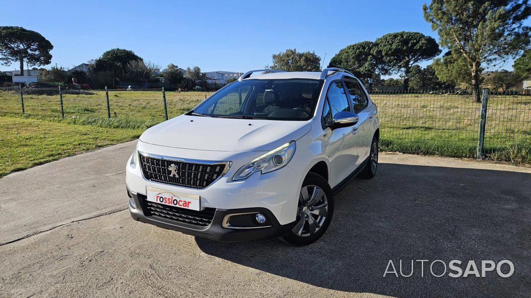 Peugeot 2008 1.2 PureTech Style EAT6 de 2017