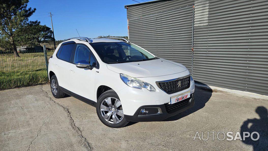 Peugeot 2008 1.2 PureTech Style EAT6 de 2017