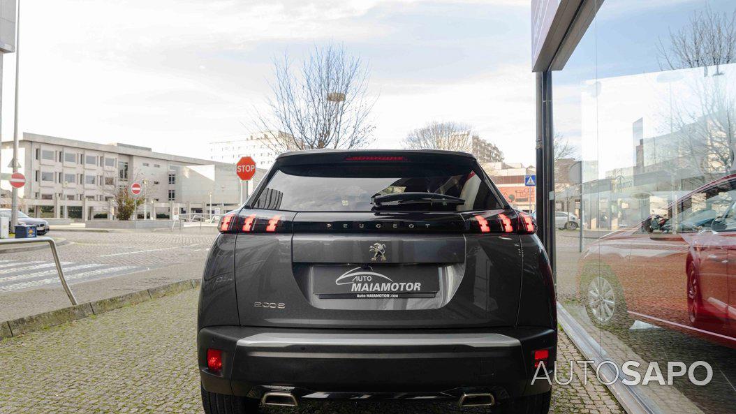 Peugeot 2008 1.2 PureTech Allure EAT8 de 2020