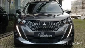 Peugeot 2008 1.2 PureTech Allure EAT8 de 2020