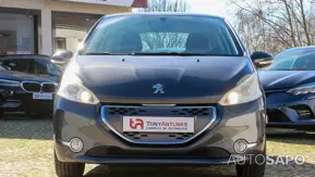 Peugeot 208 de 2012