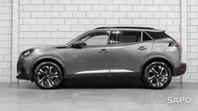 Peugeot 2008 1.2 PureTech Allure EAT8 de 2021