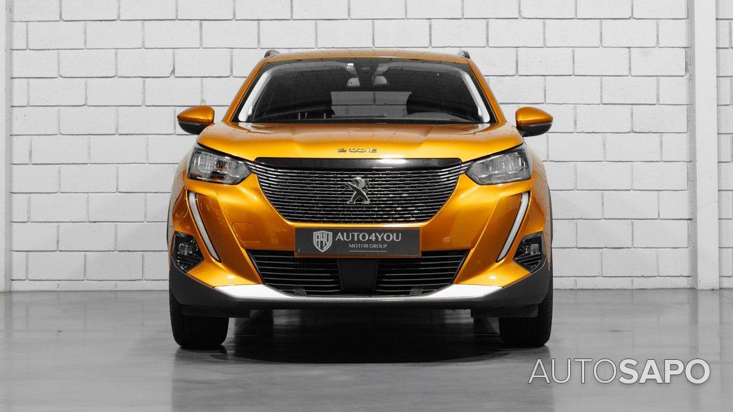 Peugeot 2008 1.2 PureTech Allure EAT8 de 2021