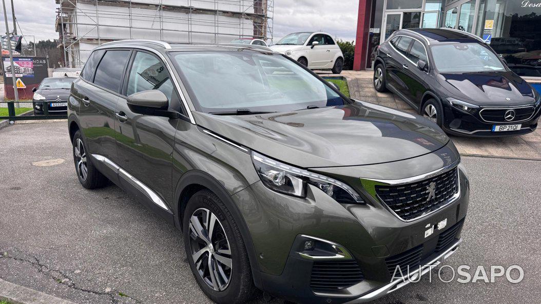 Peugeot 5008 1.2 PureTech Allure EAT8 de 2020