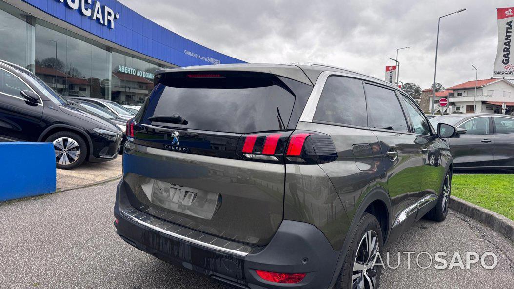 Peugeot 5008 1.2 PureTech Allure EAT8 de 2020