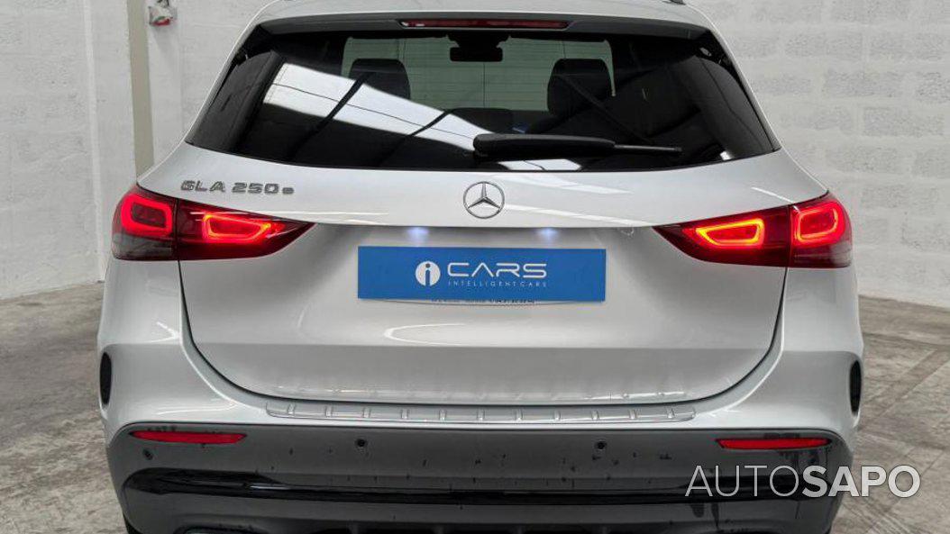 Mercedes-Benz Classe GLA 250 e AMG Line de 2021