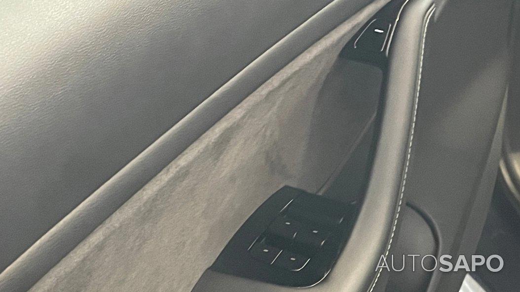 Tesla Model 3 Long-Range Dual Motor AWD de 2019