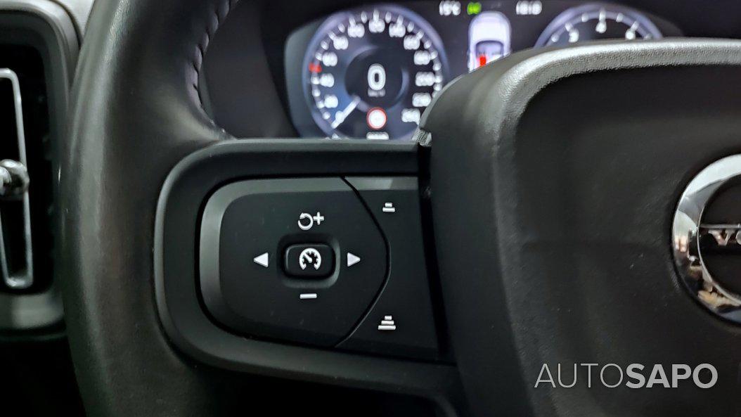 Volvo XC40 1.5 T2 Momentum Core Geartronic de 2021