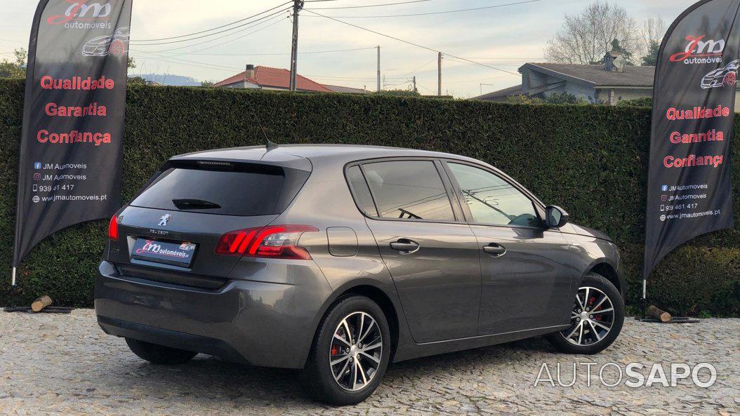 Peugeot 308 1.2 PureTech Business Line de 2019