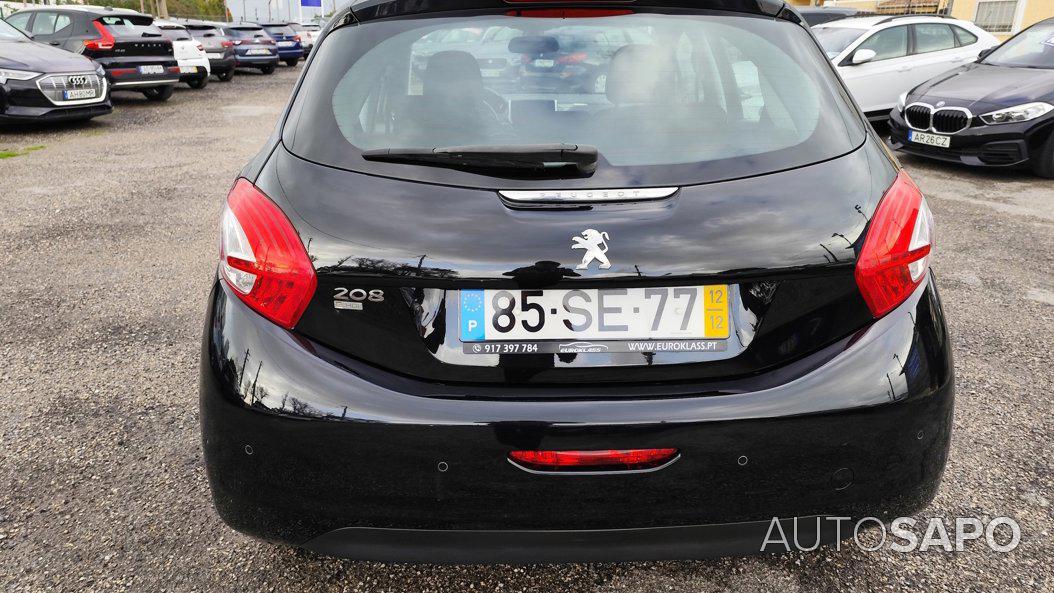 Peugeot 208 de 2012