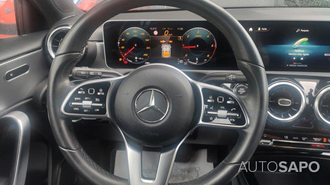 Mercedes-Benz Classe A 180 d Progressive Aut. de 2018