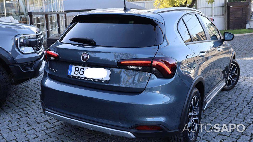 Fiat Tipo Cross 1.0 GSE T3 CITY de 2024