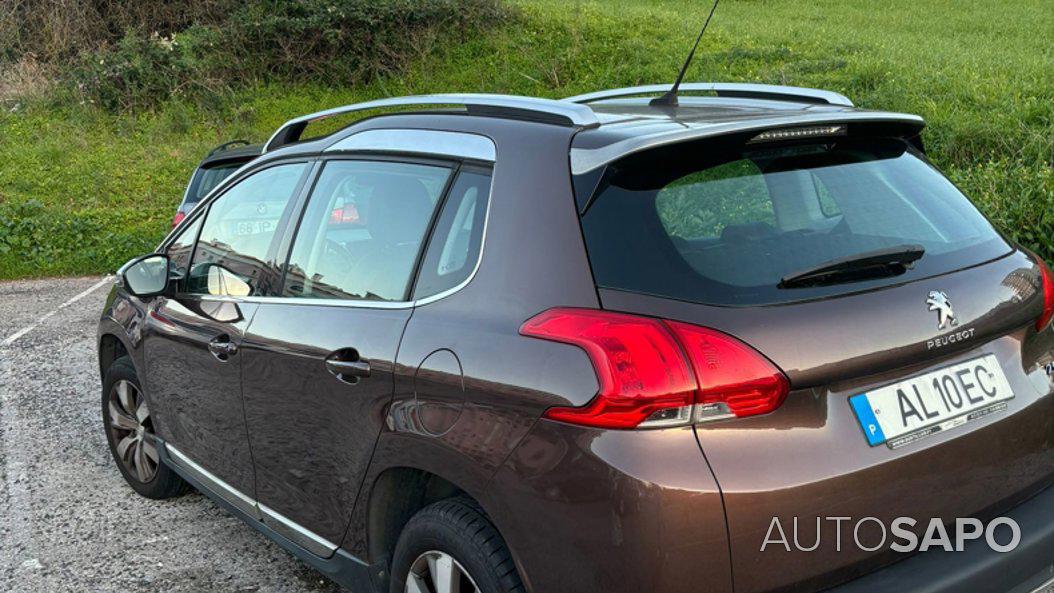 Peugeot 2008 1.2 VTi Allure de 2014