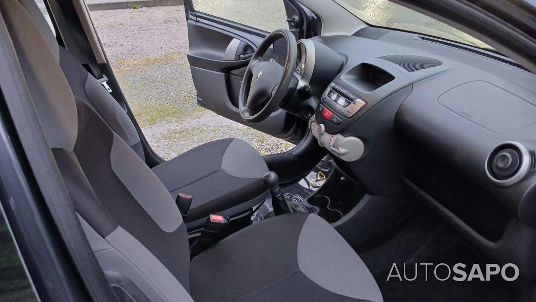 Peugeot 107 1.0 Black&Silver de 2013