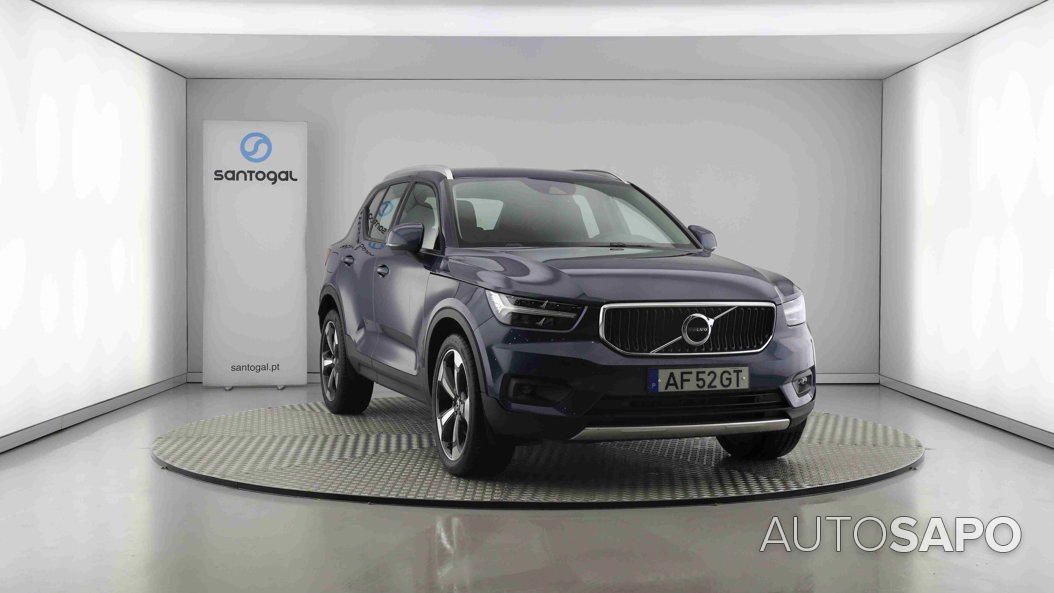 Volvo XC40 2.0 B4 Momentum Plus de 2021