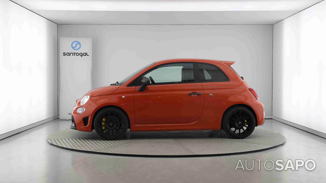 Abarth 695 de 2023