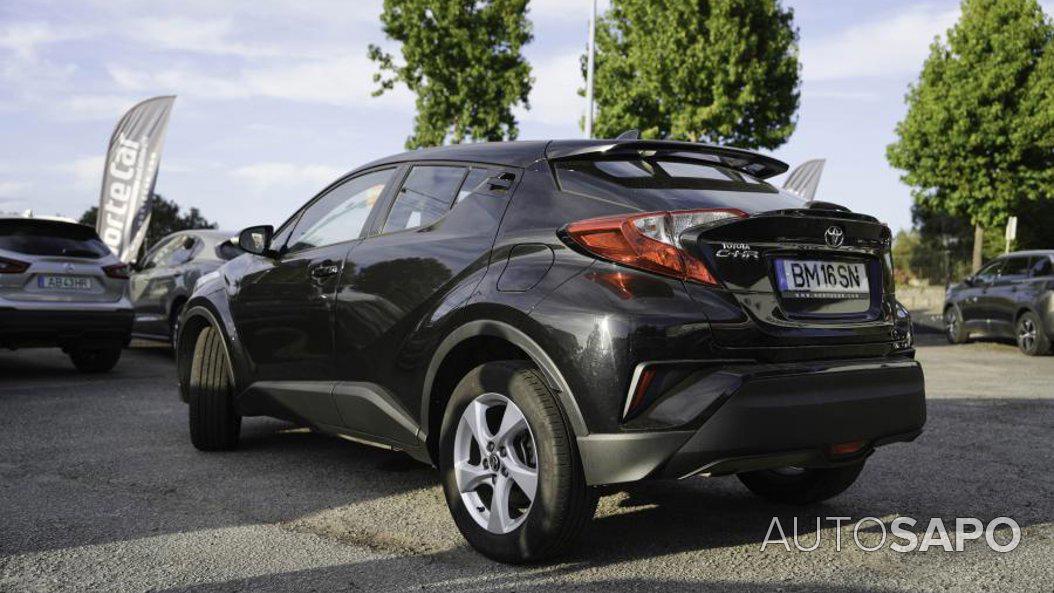 Toyota C-HR 1.2T Comfort+Pack Style de 2019