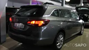 Opel Astra de 2019