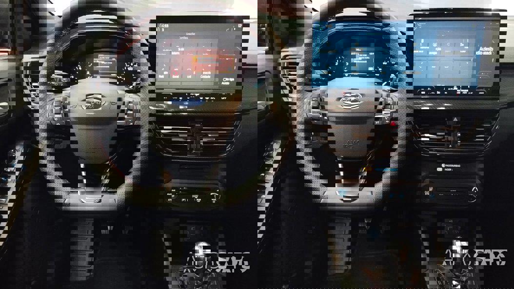 Ford Focus 1.0 EcoBoost MHEV ST-Line de 2024
