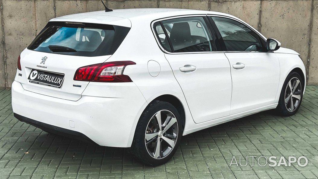 Peugeot 308 de 2015