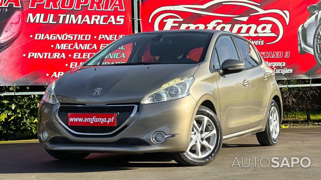 Peugeot 208 de 2012